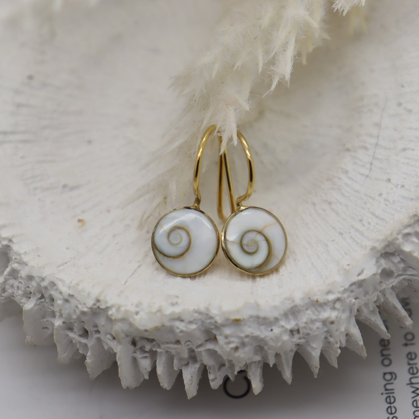 Aveta Shiva Eye Drop Gold