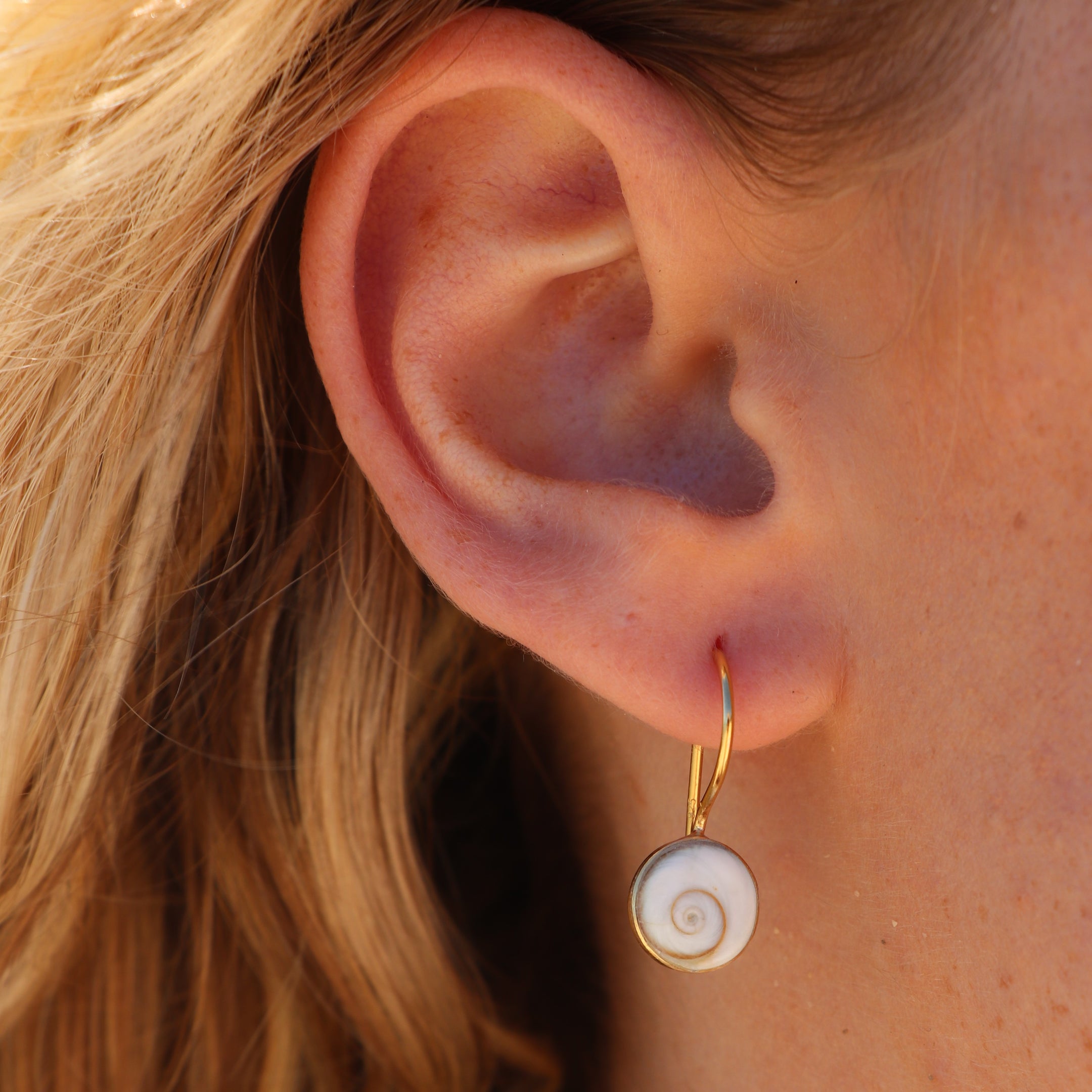 Aveta Shiva Eye Drop Gold