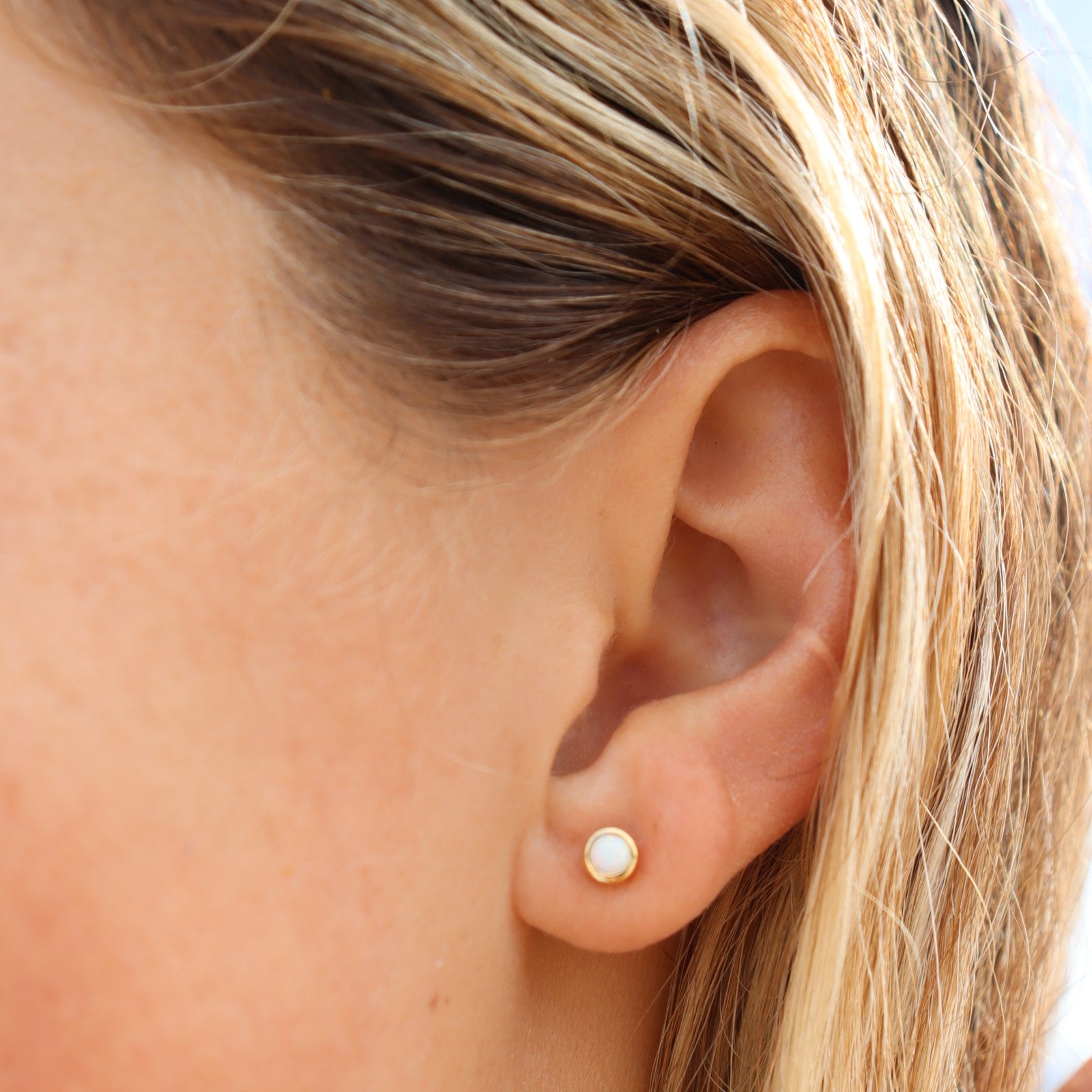 Opal Gold Studs White
