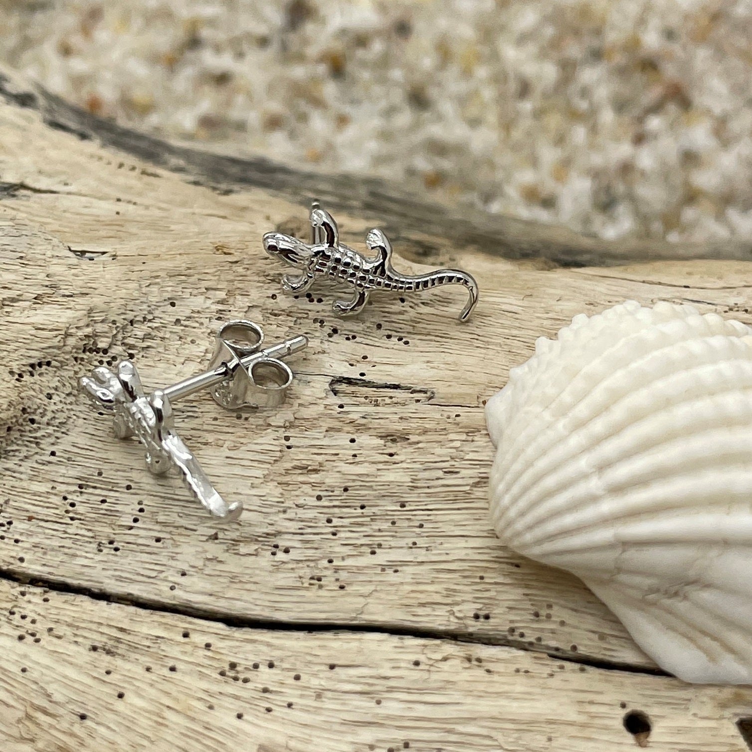 Crocodile Stud Earrings Petite