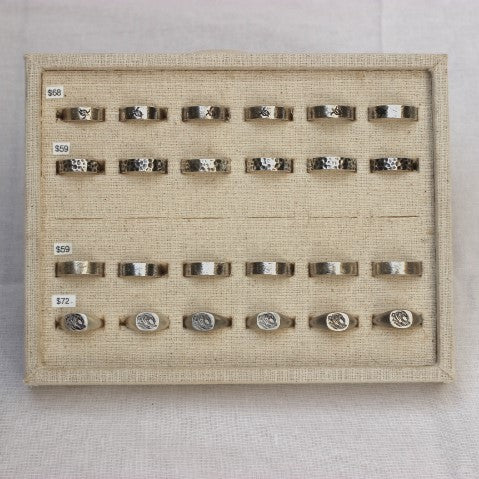 Thick Ring Display