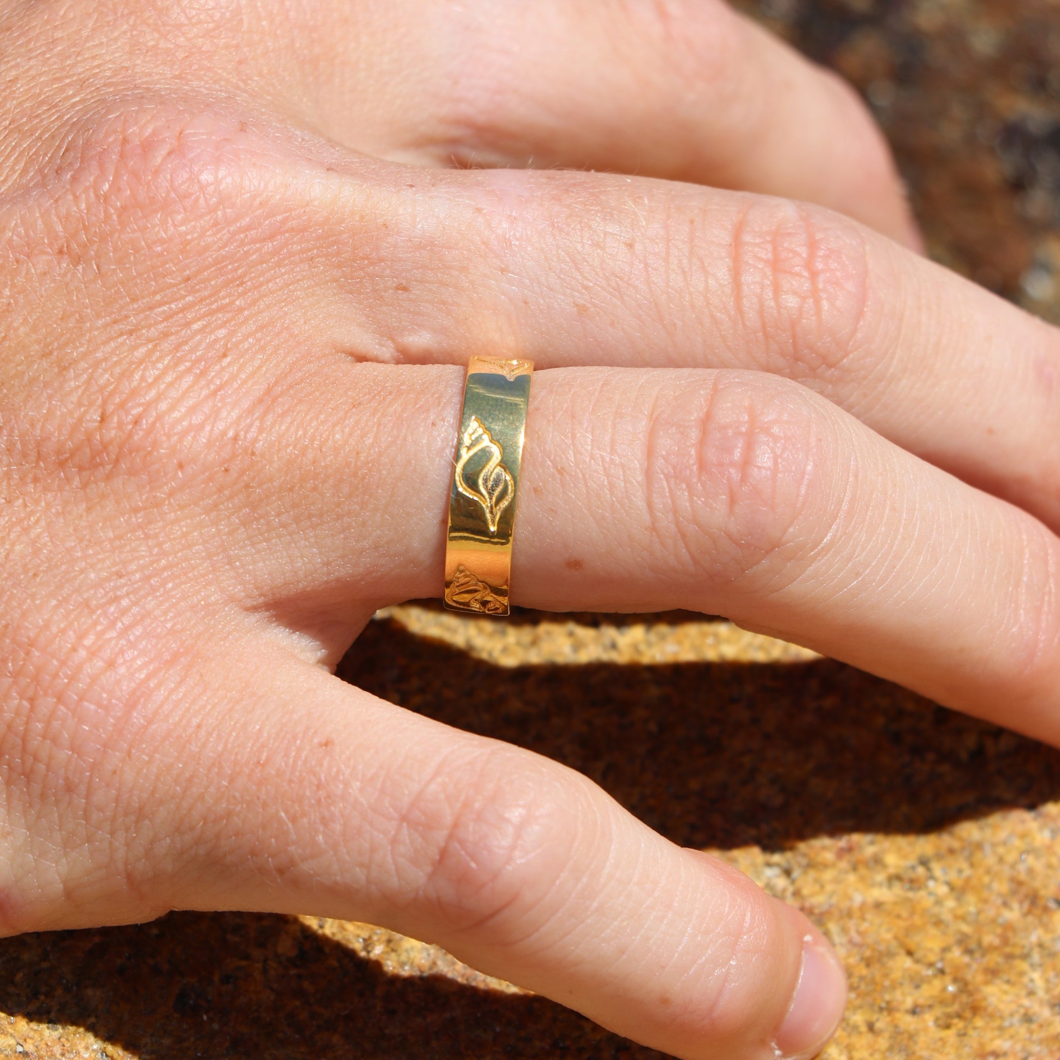 Miki Gold Ring