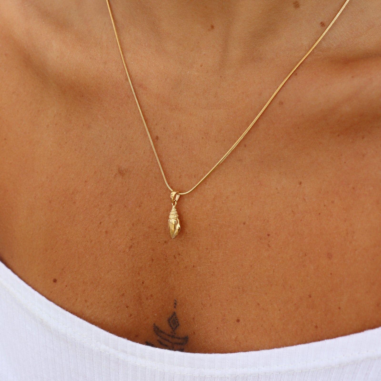 Seashell Gold Necklace