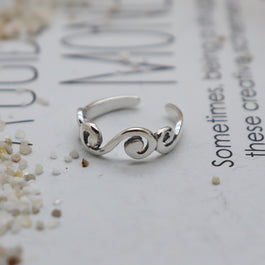 Ripple Toe Ring