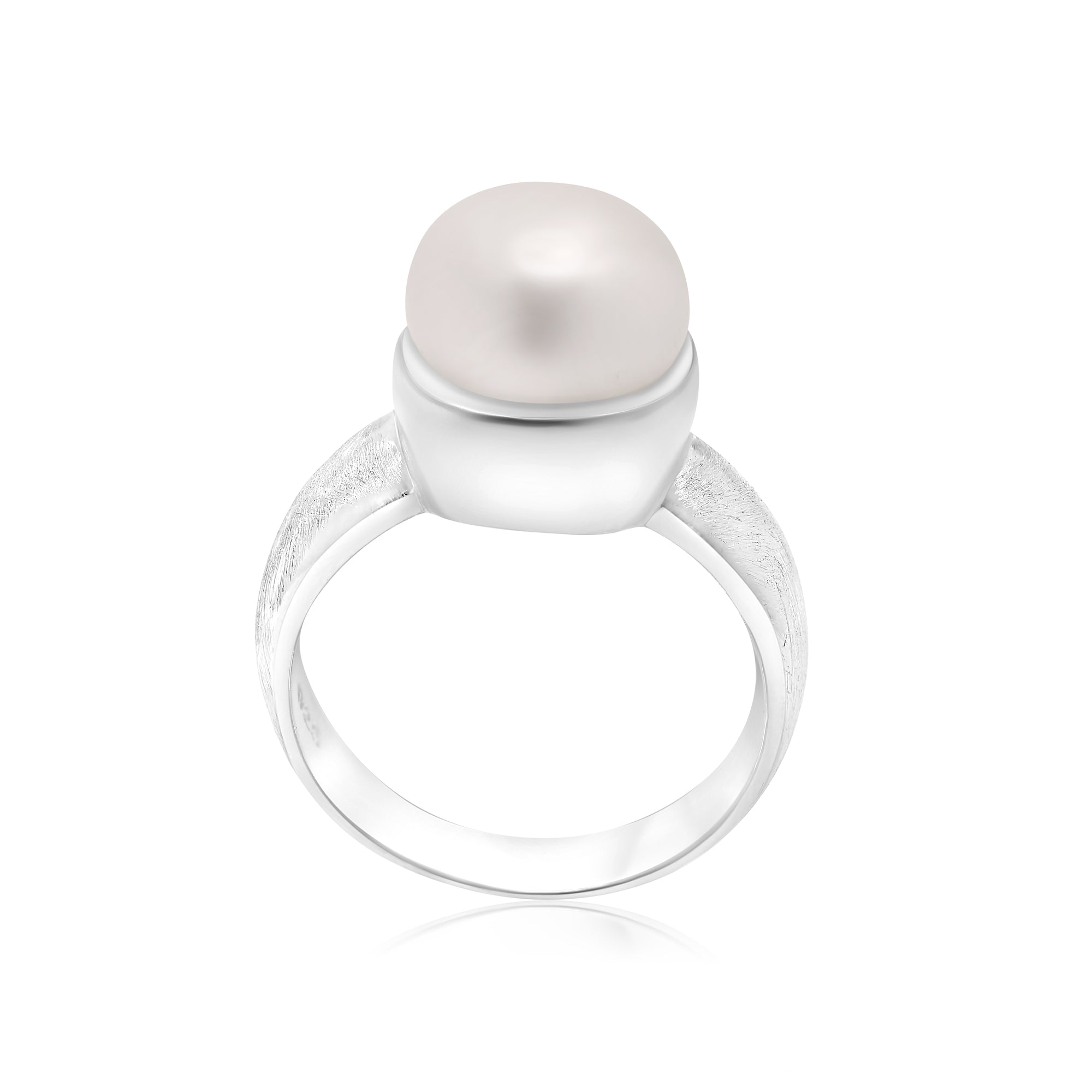Amara Pearl Ring
