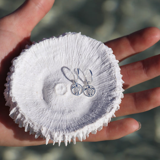 Openwork Turtle Huggie WHOLESALE