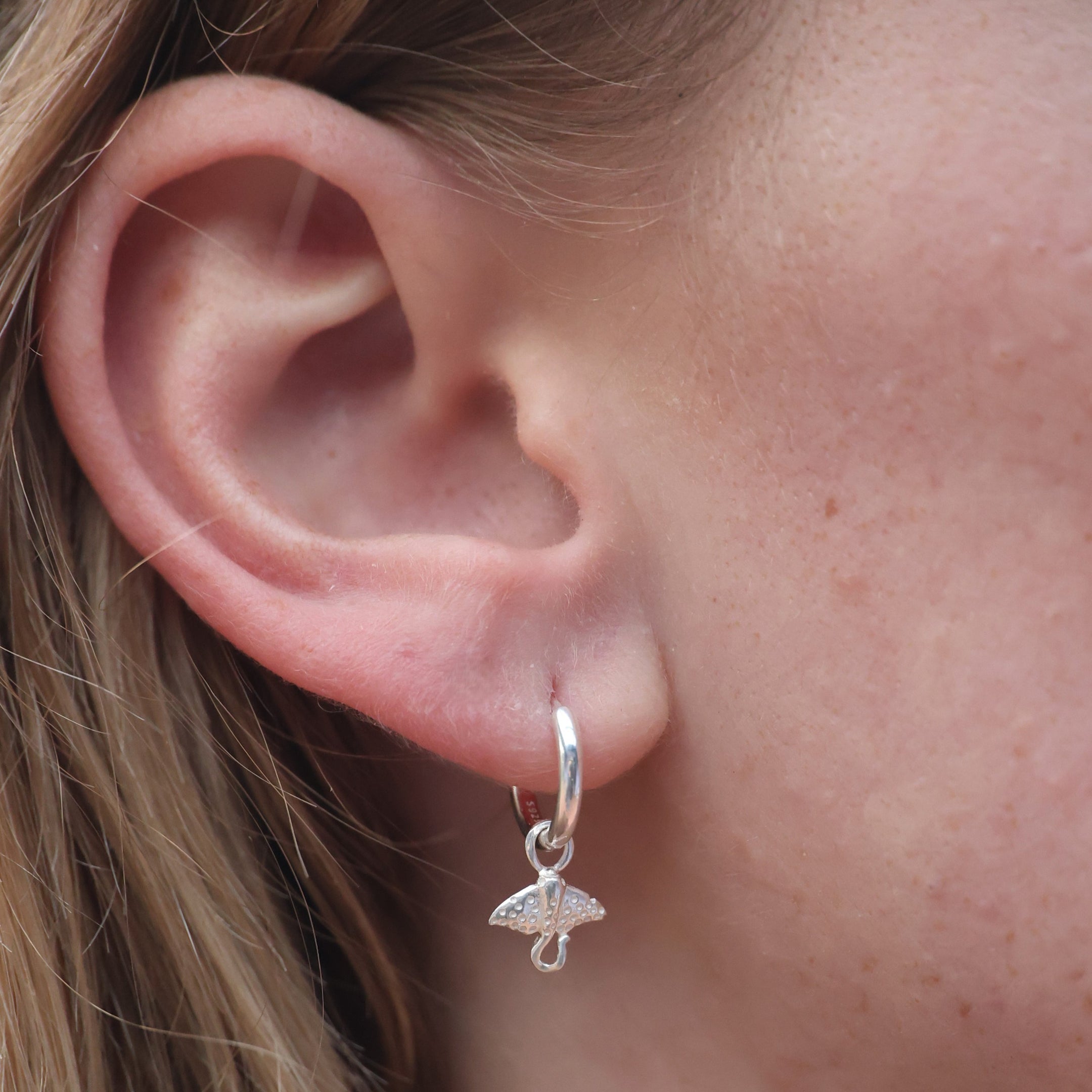 Stingray Silver Huggies