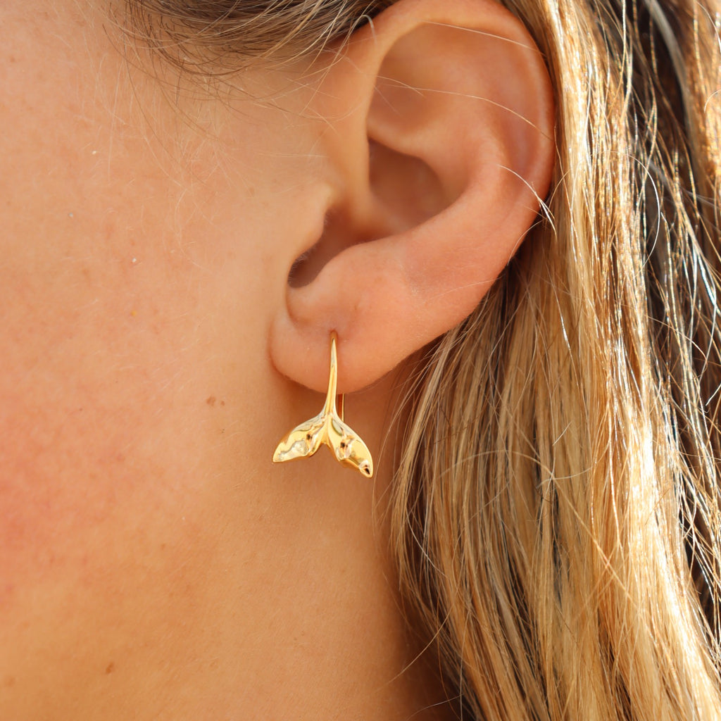 Whale Tail Hook Earrings Gold