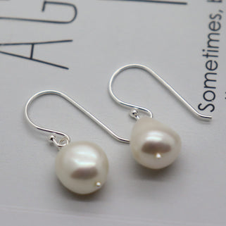 Elsie Pearl Silver Earring