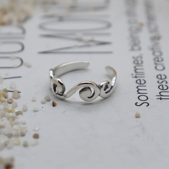 Ripple Toe Ring