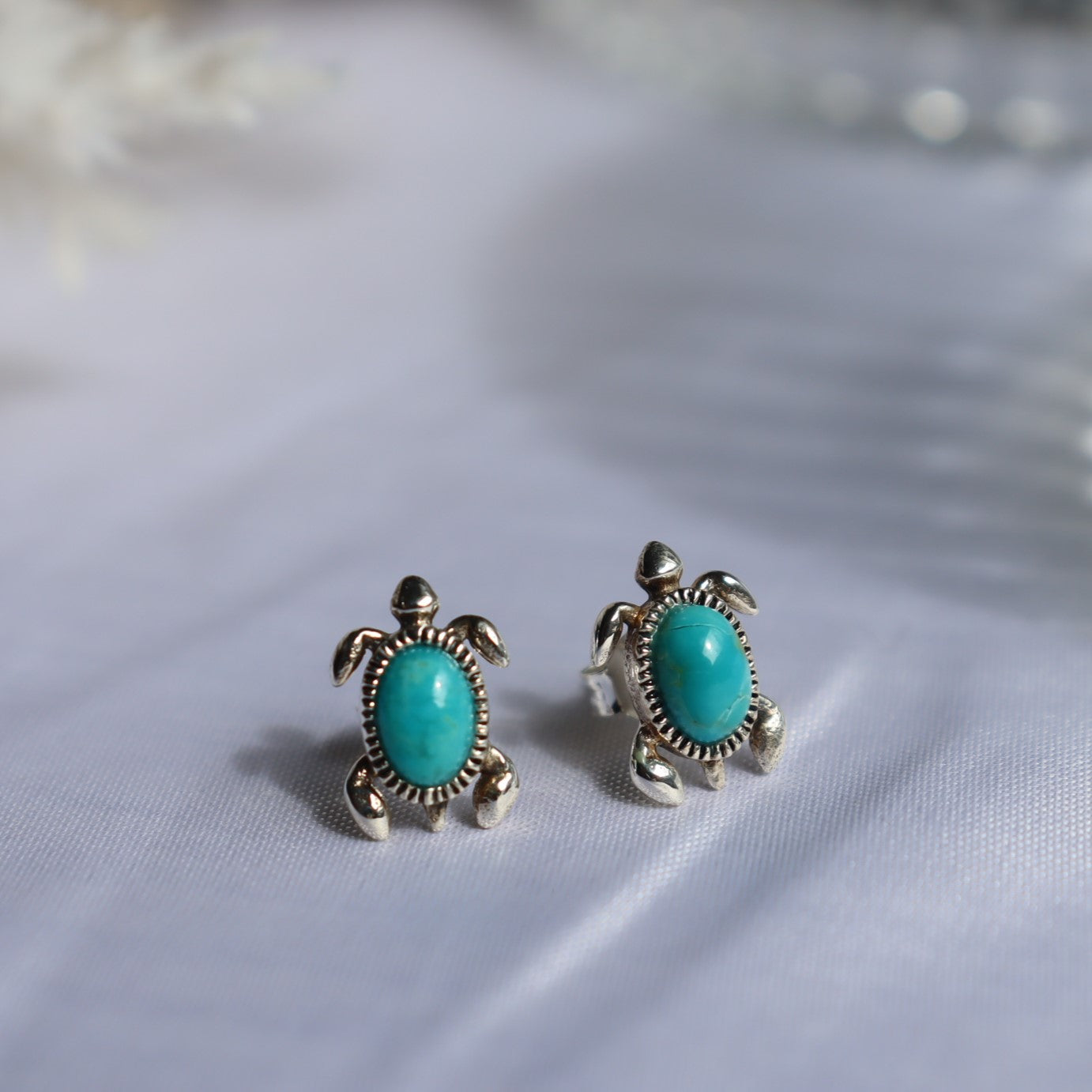 Sea Turtle Turquoise Stud